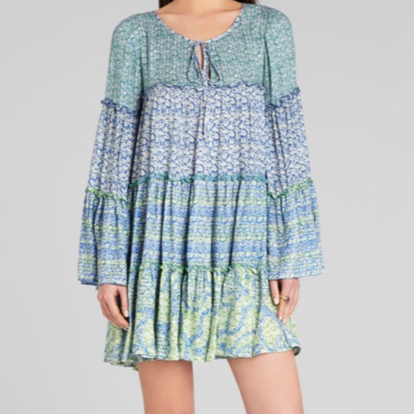 BCBG Dresses & Skirts - BCBG Susie Dress